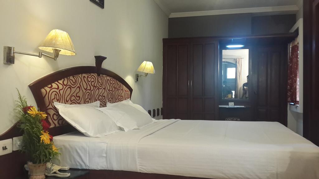โฮเต็ล แพลเน็ต เม้าท์ Hotel เชนไน ภายนอก รูปภาพ
