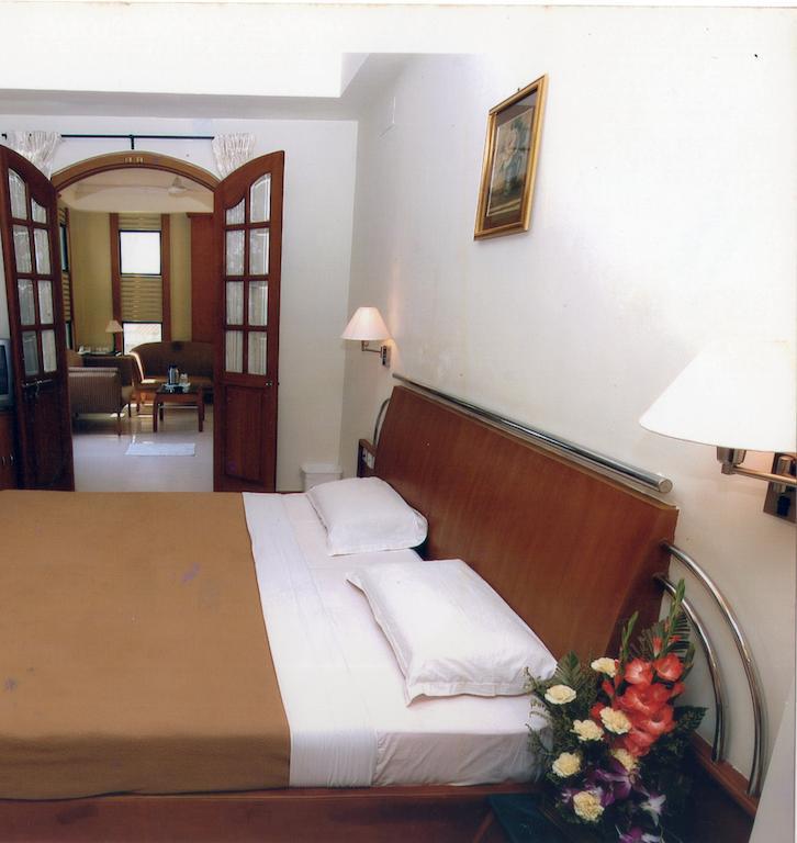 โฮเต็ล แพลเน็ต เม้าท์ Hotel เชนไน ภายนอก รูปภาพ
